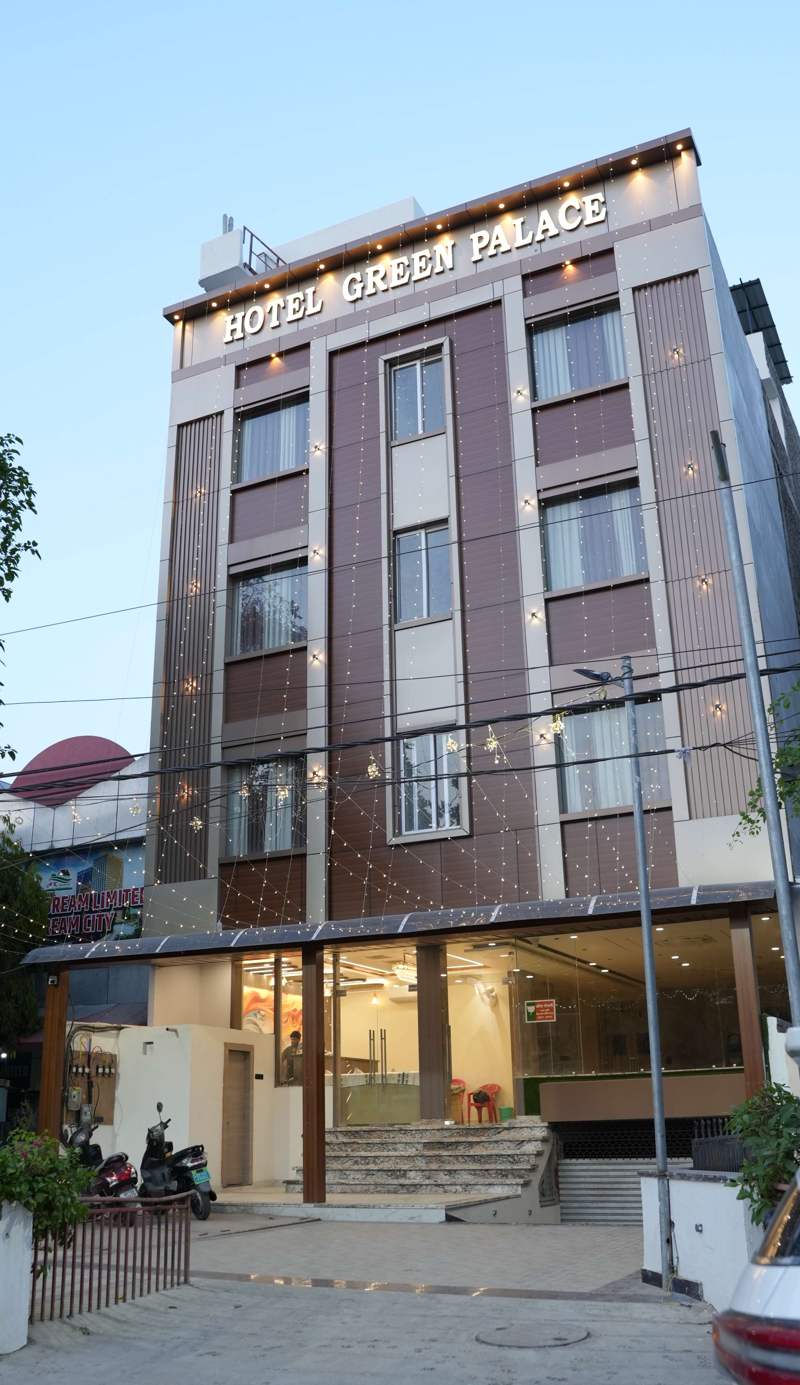 Hotel Green Palace