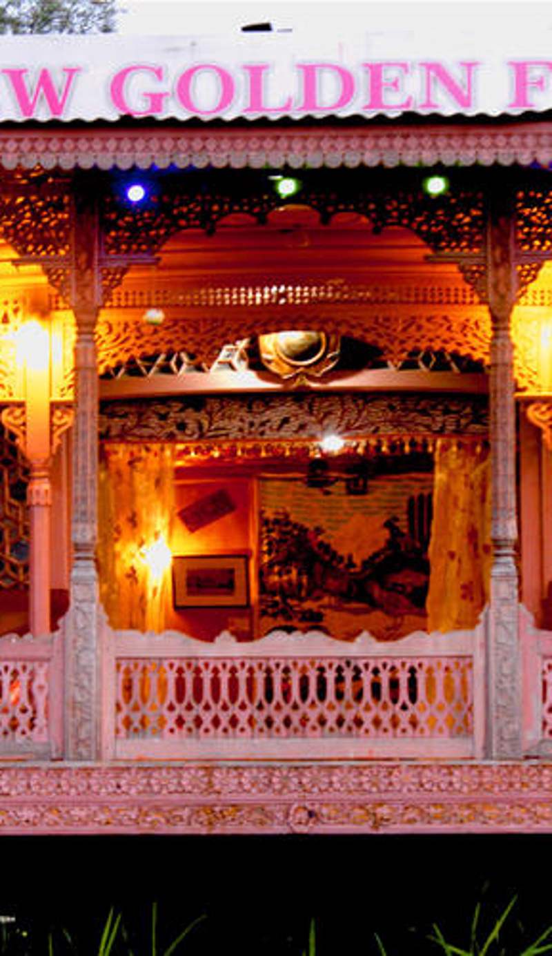 Houseboat New Golden Flower