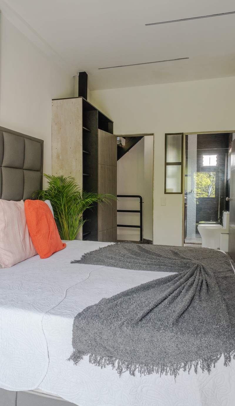 Luxury Apartment | Balcony | Panoramic View