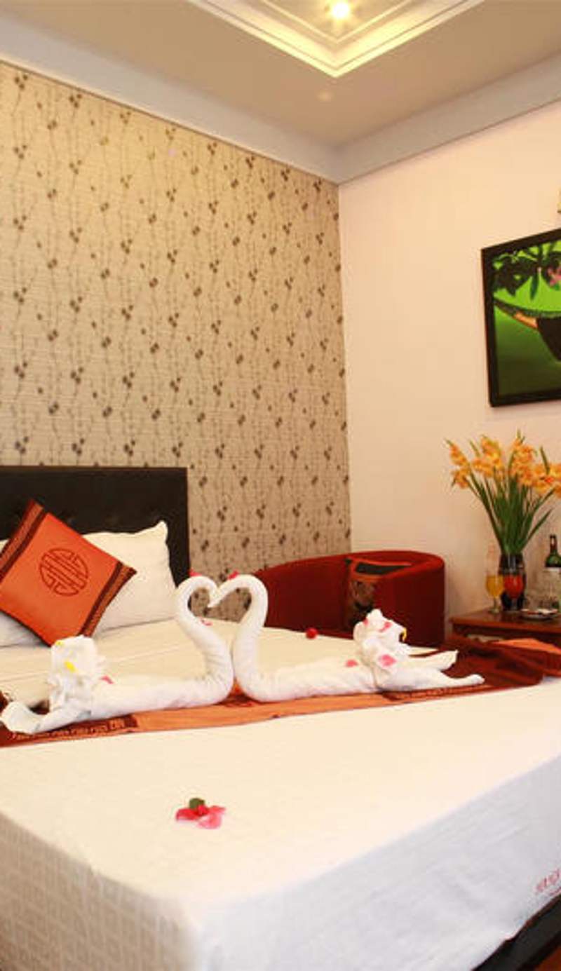 Urban Alley Hotel