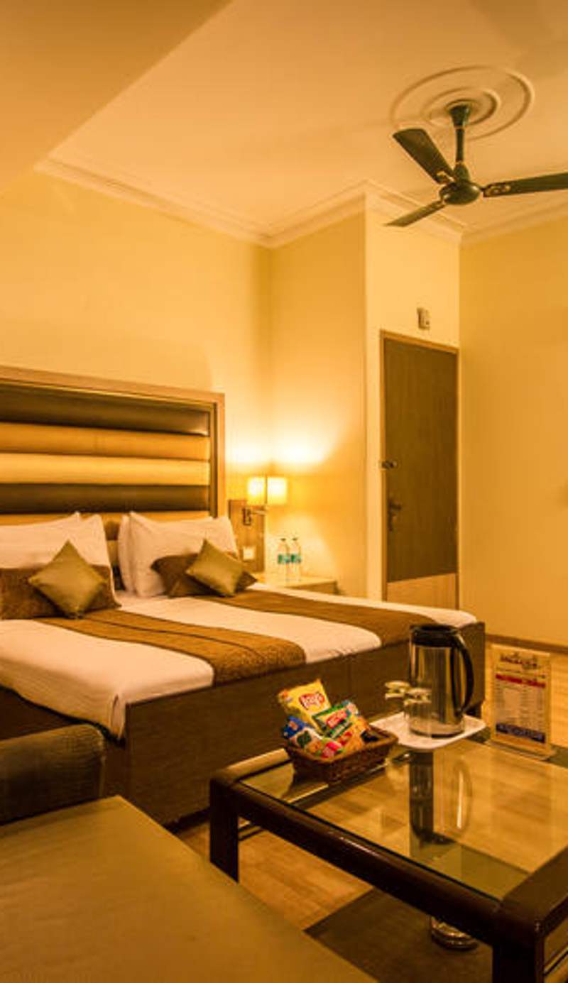 The Suncourt Hotel Yatri