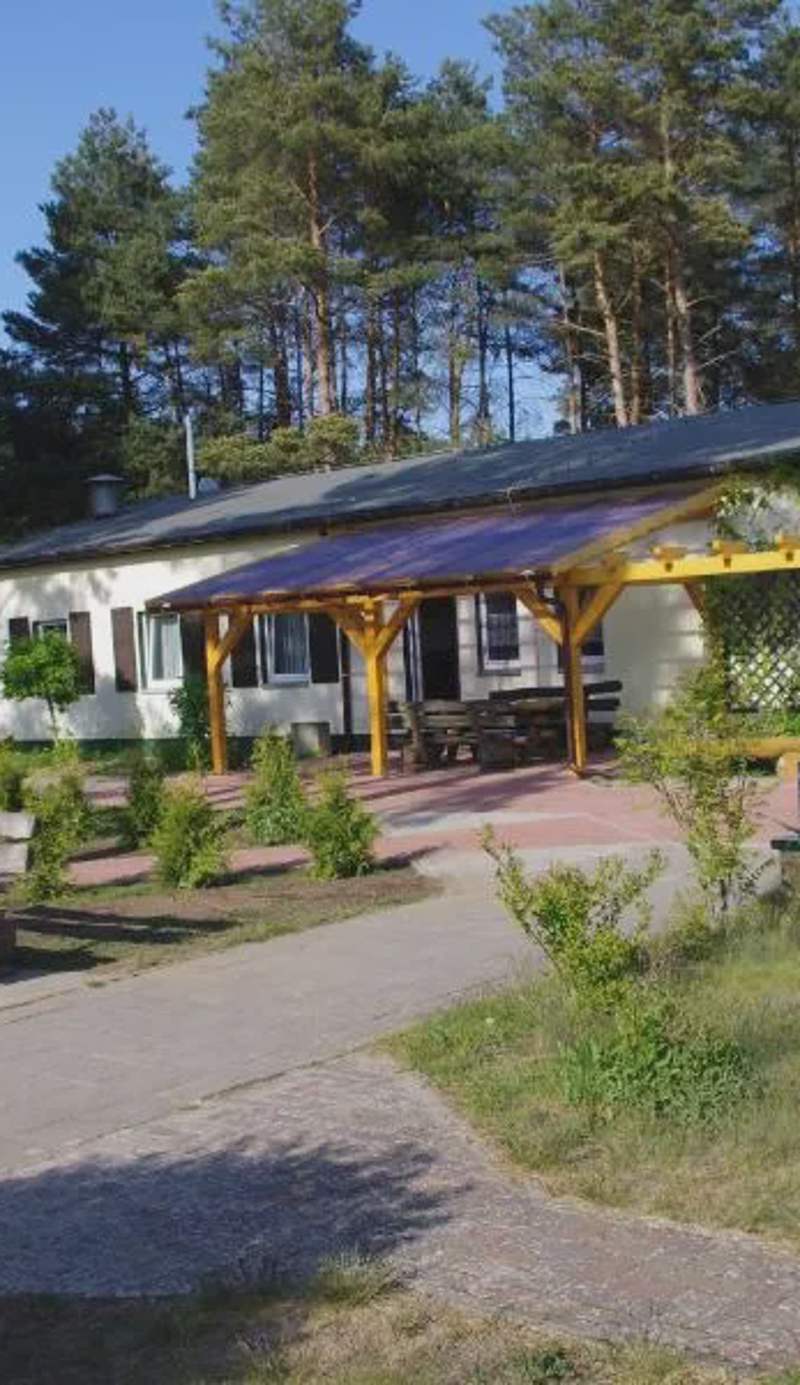 Hostel Waldhaus Am Ferienpark Mirow -Zimmer DU WC
