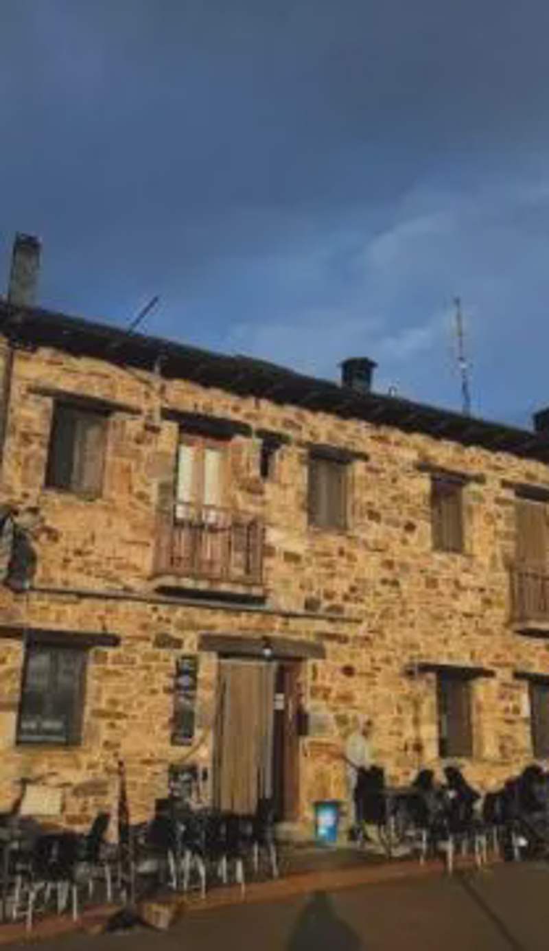 Albergue Monte irago