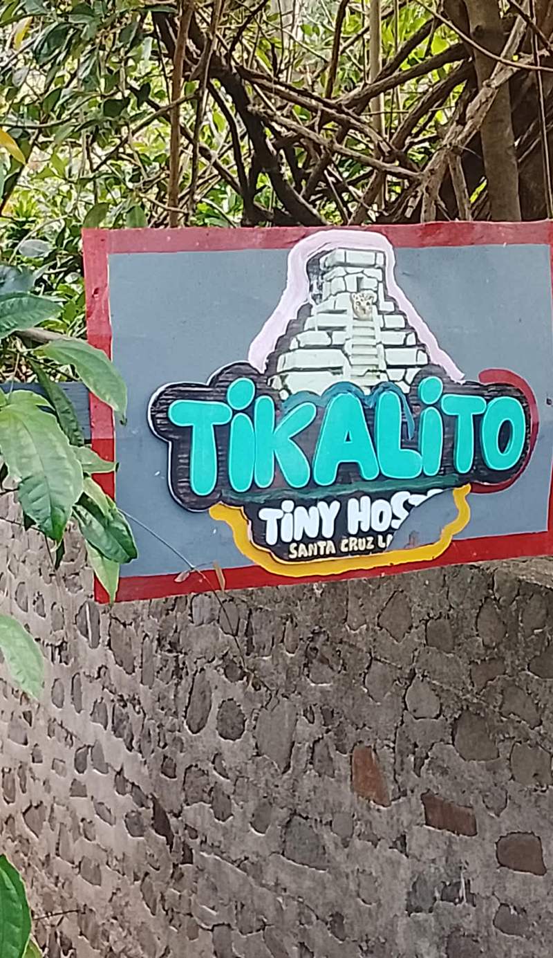 Hostal Tikalito