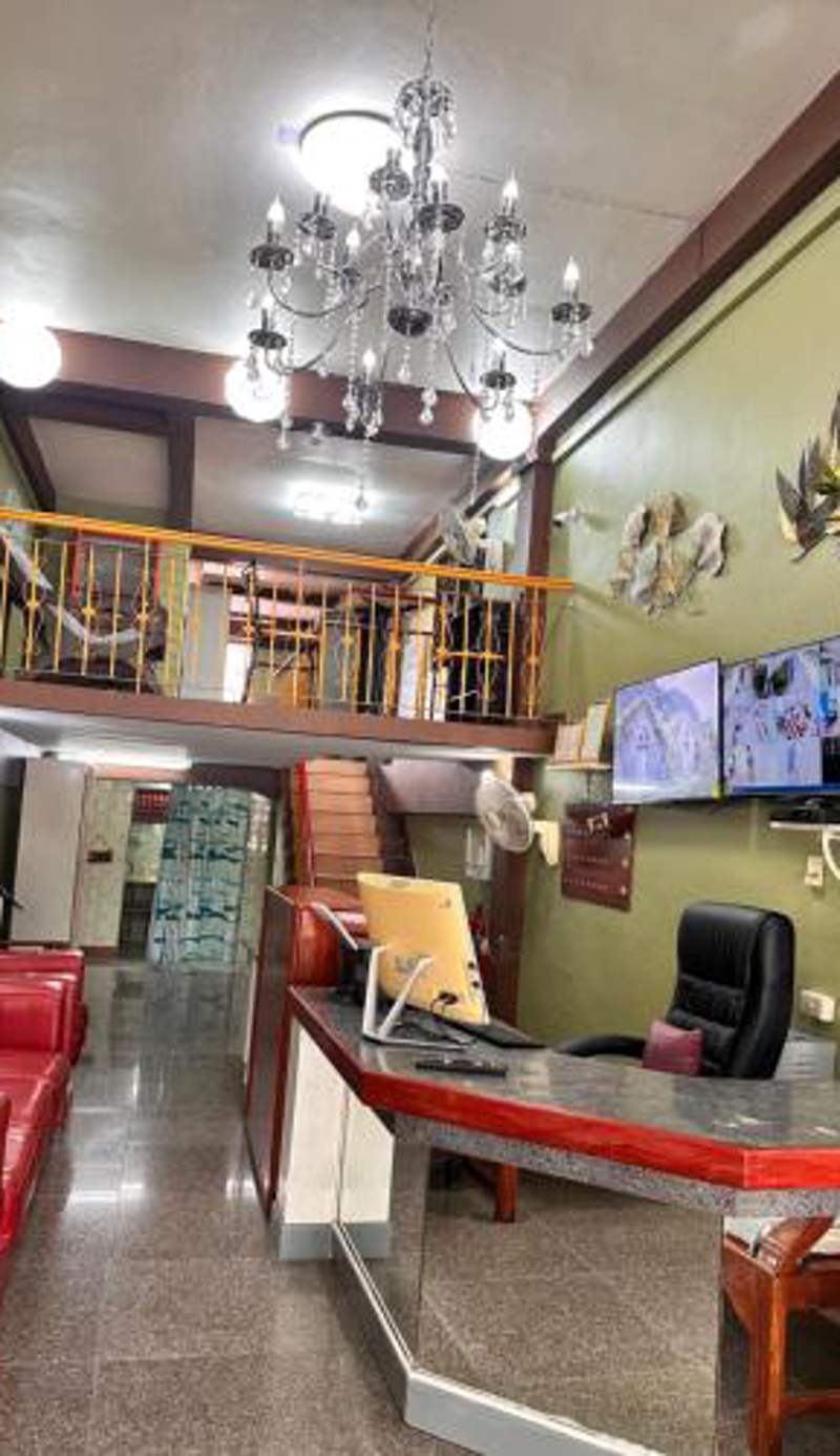 Yuma Tashi Hostel