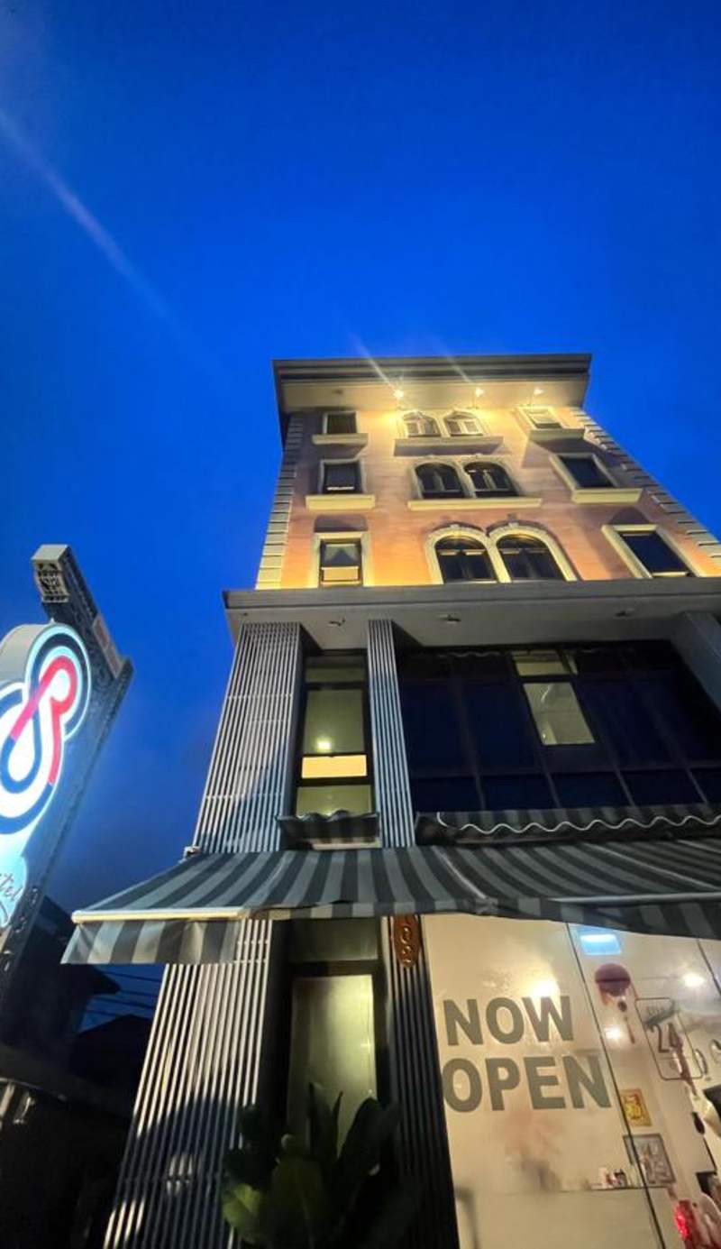 Rich8 Hostel