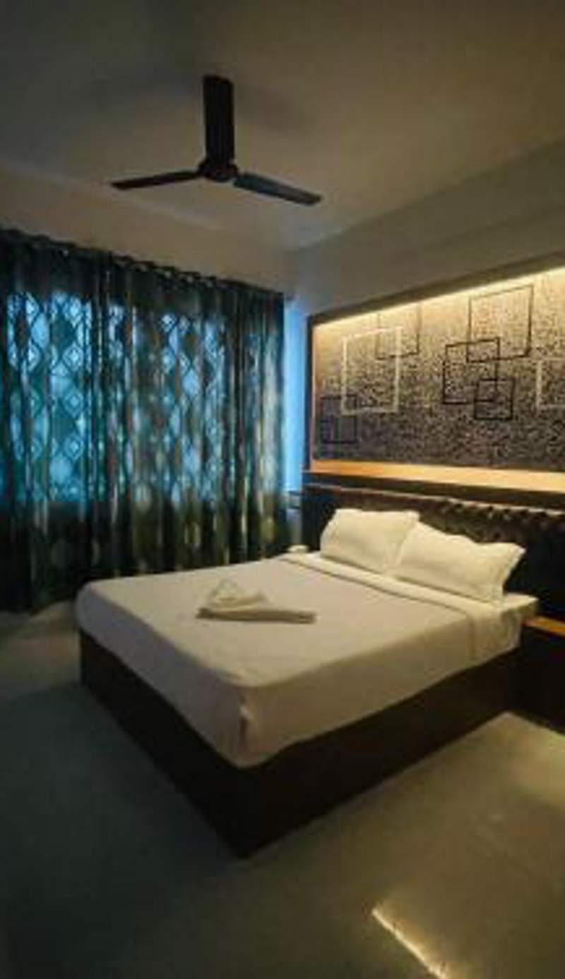 B SIX HOTEL