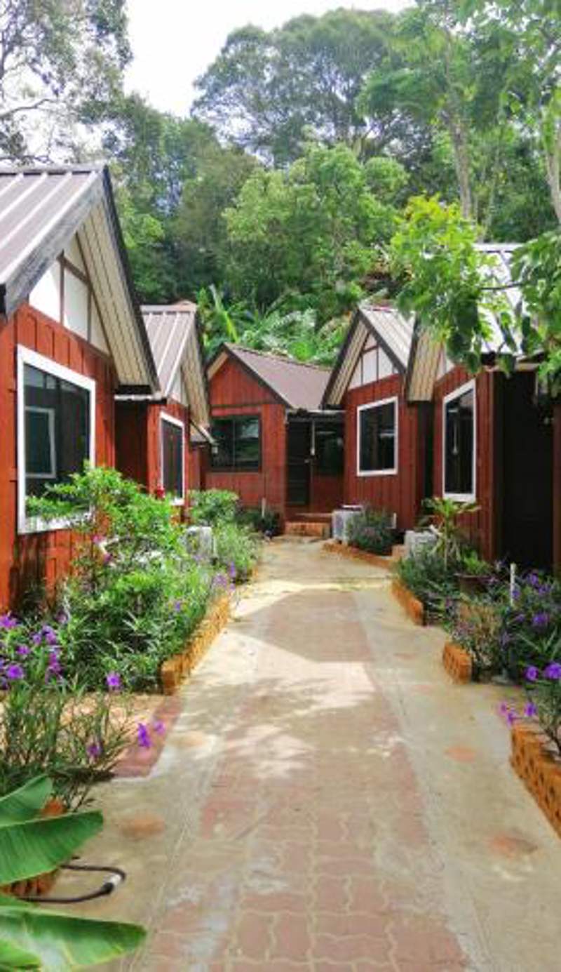 Phi Phi Long Beach Bungalow ( Had Yao)