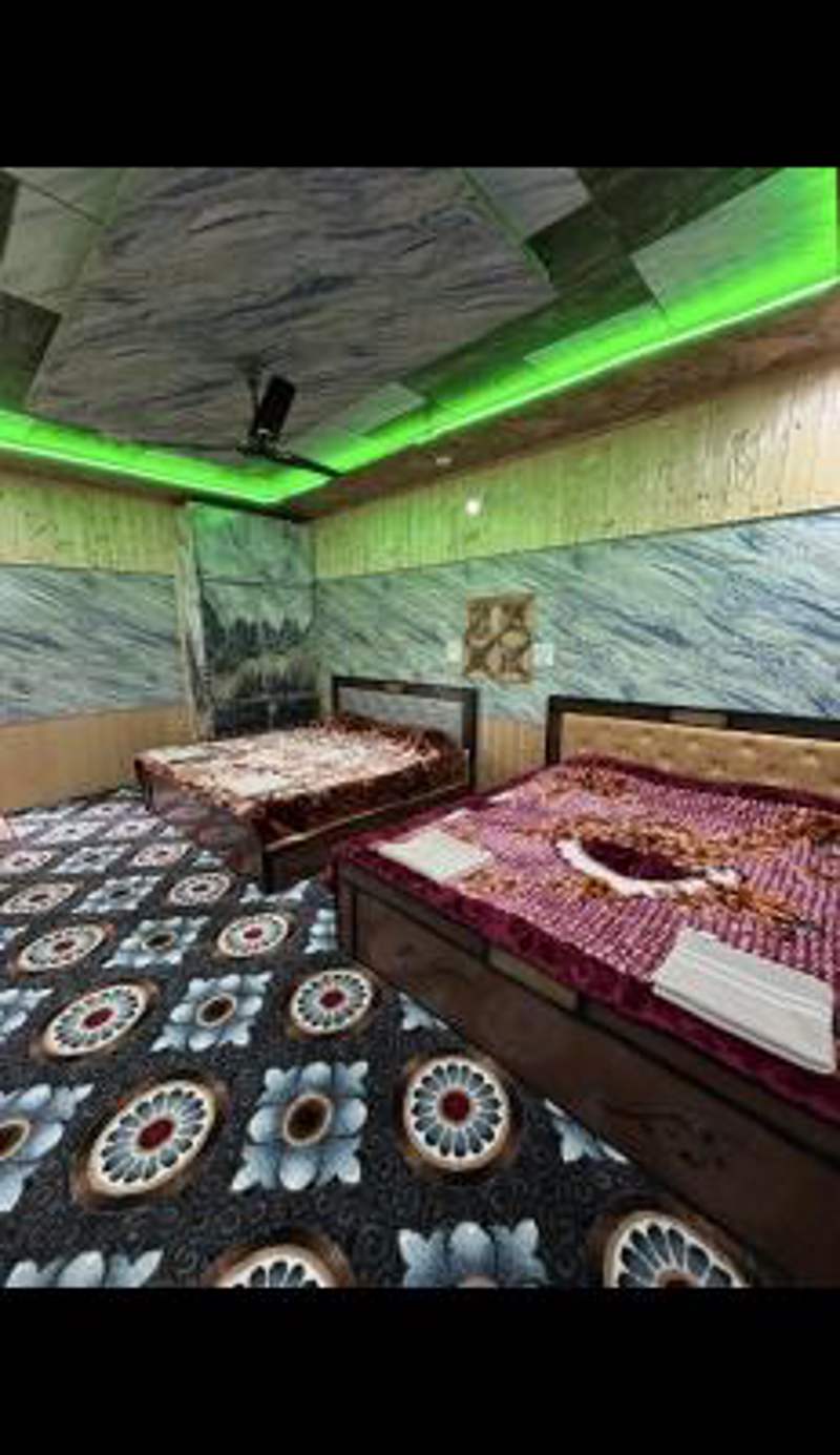 Hotel sea face