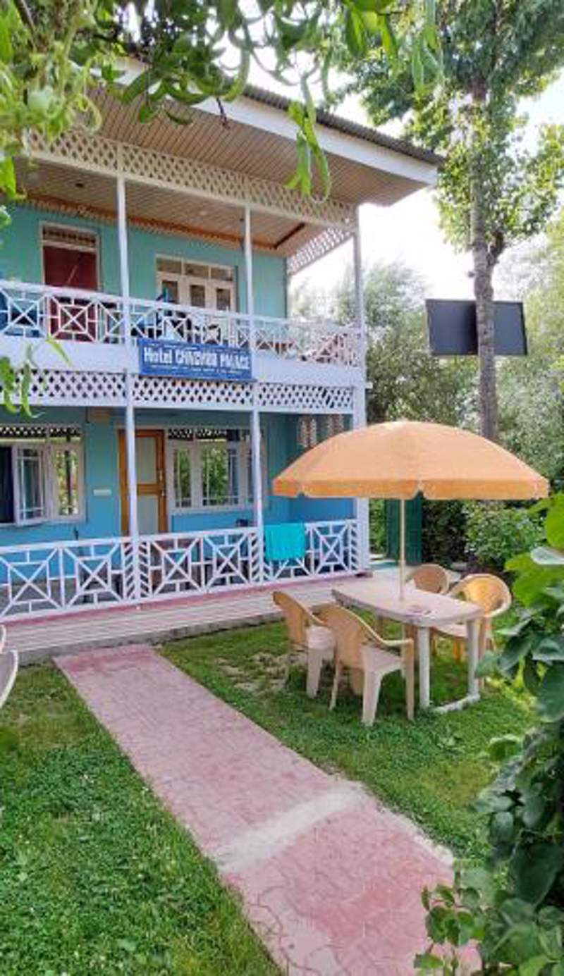 Hotel Chachoo Palace