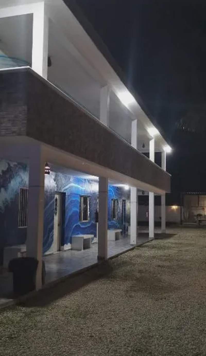 Blue Hotel