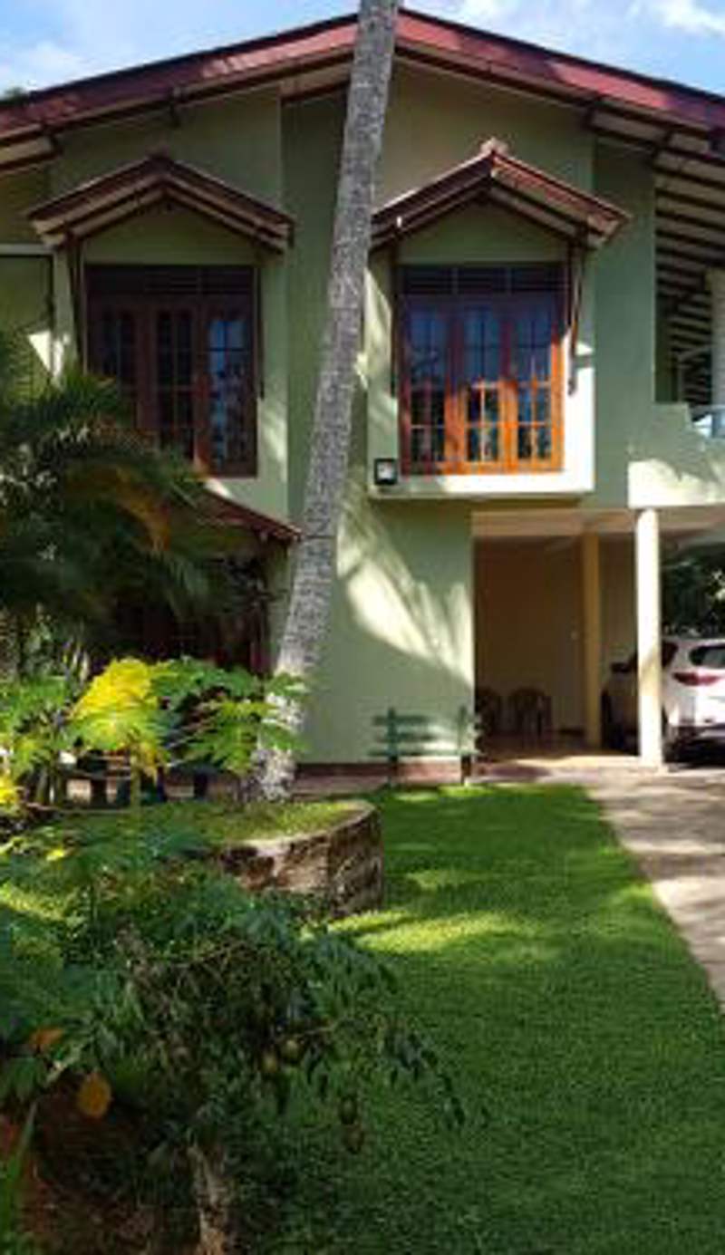 Arana Bungalow