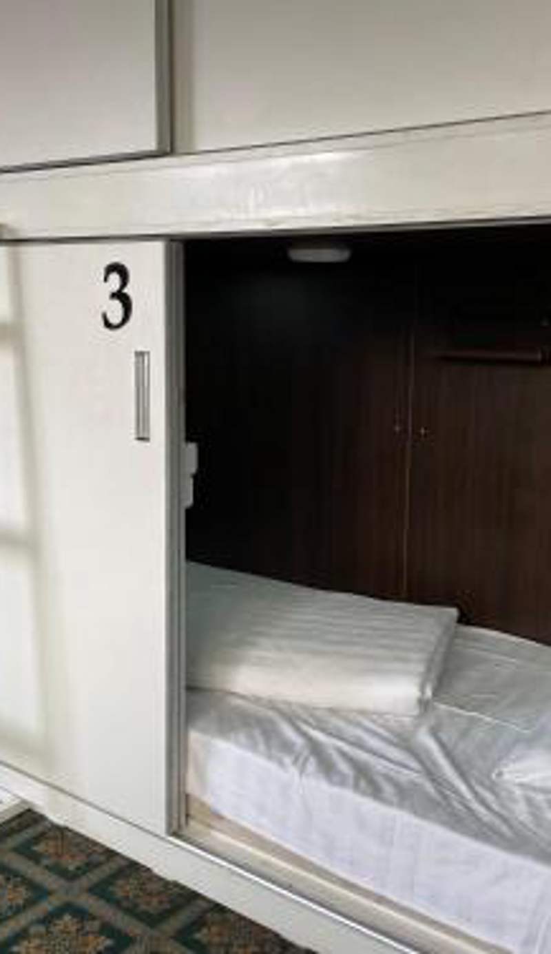 Capsule hotel TechnoCave