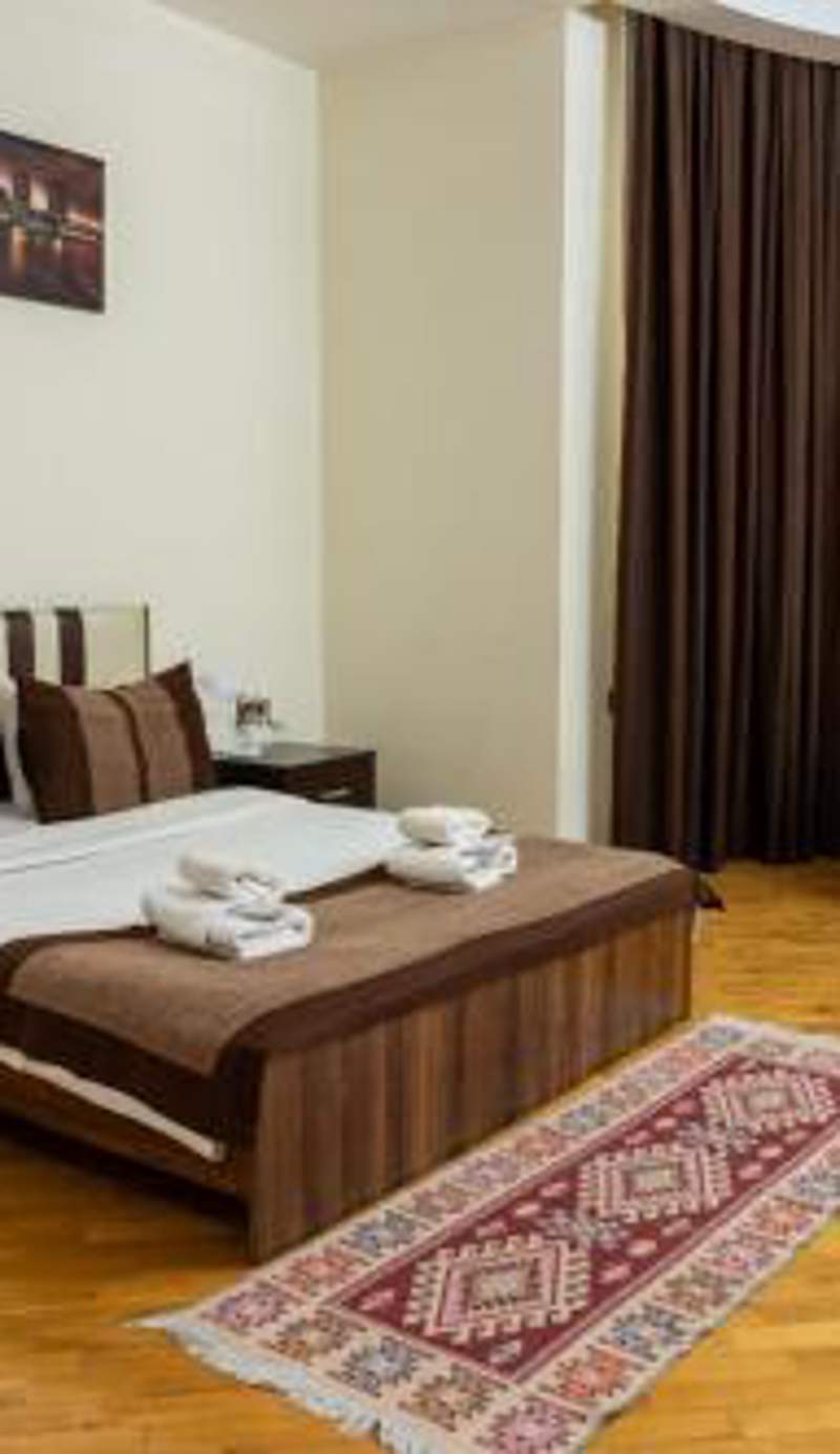 Green City Hotel