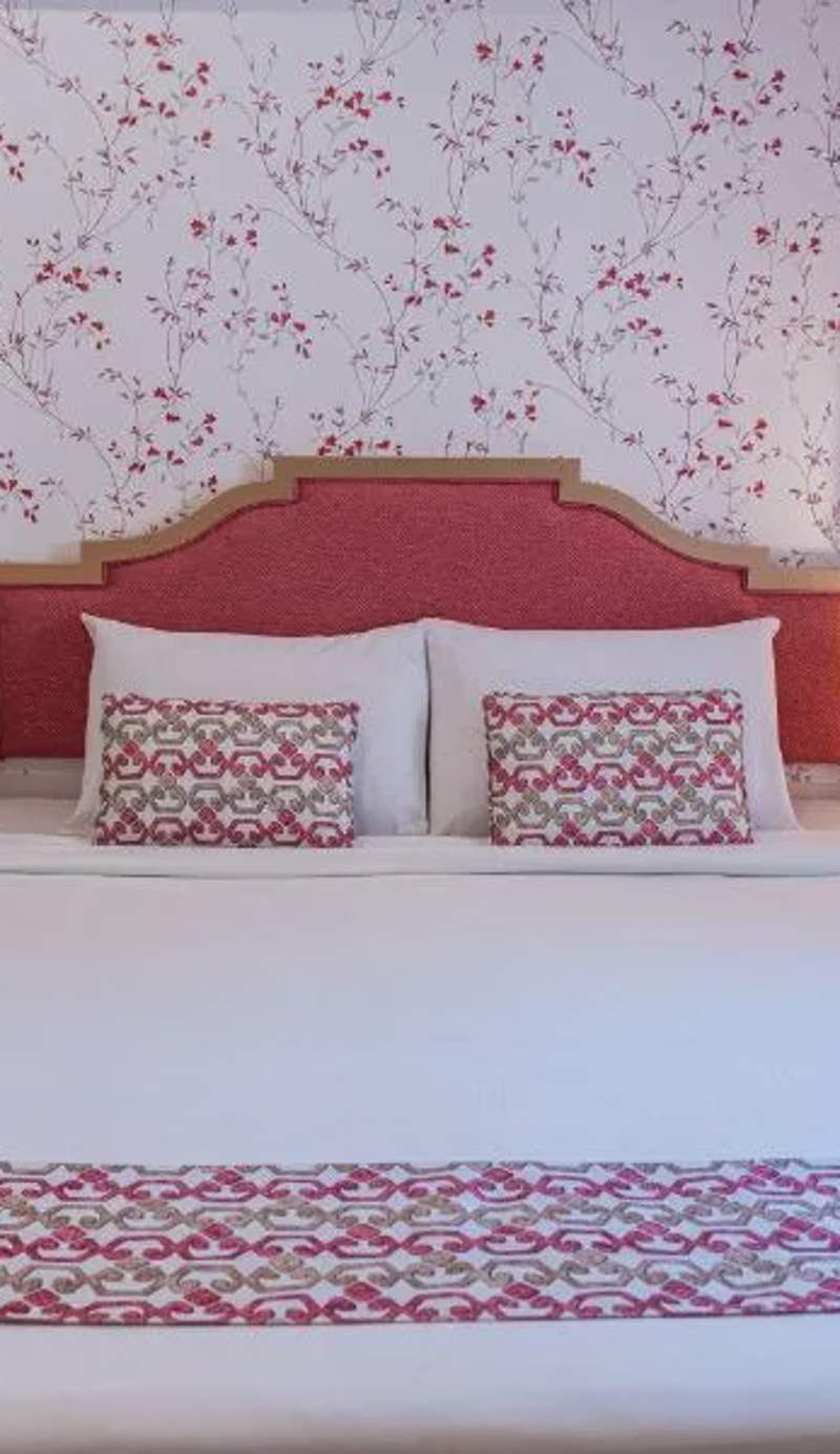 Gallery Hotel