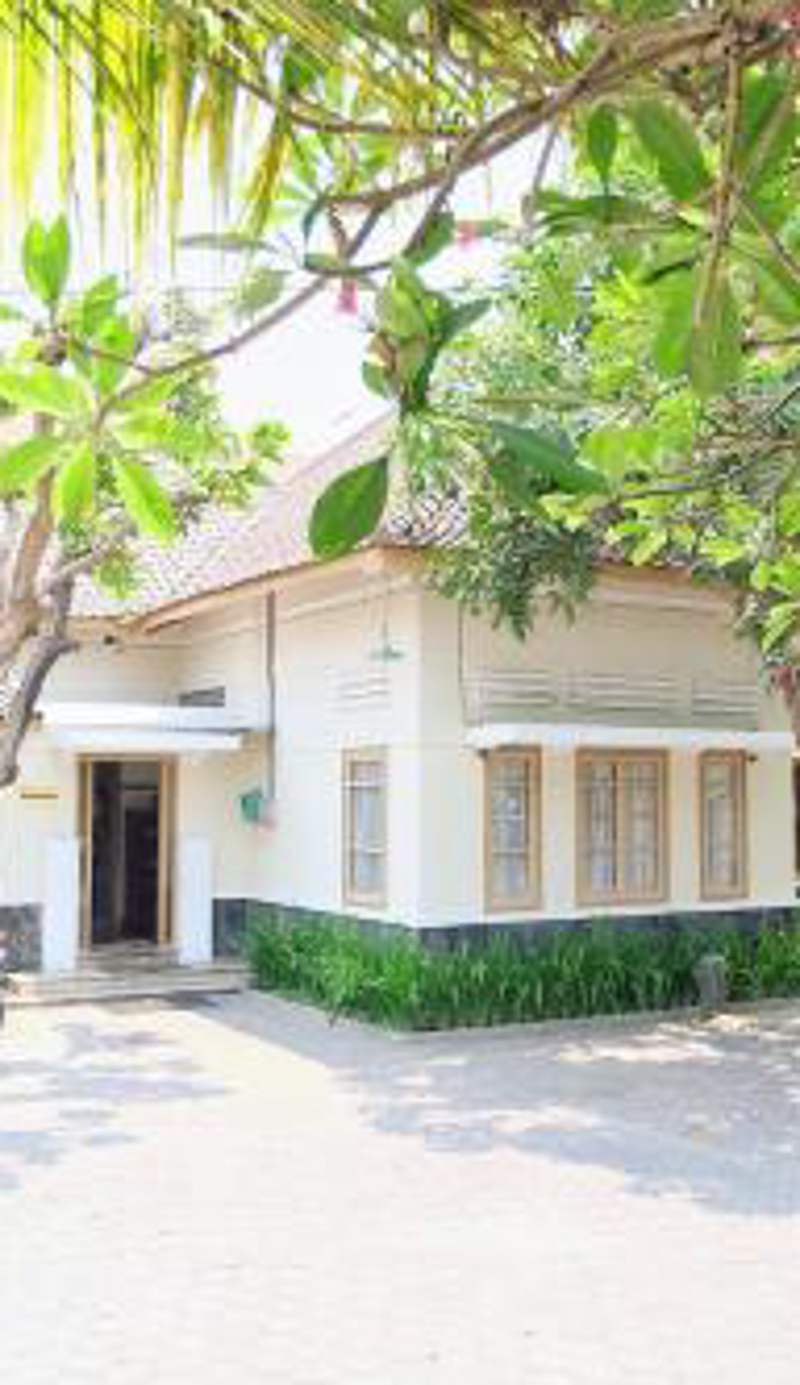 Ndalem Suratin Guesthouse