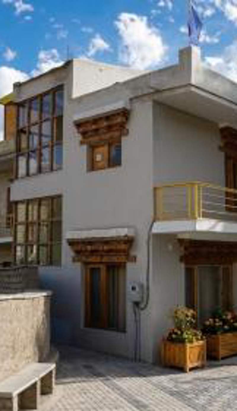 Green View Hotel