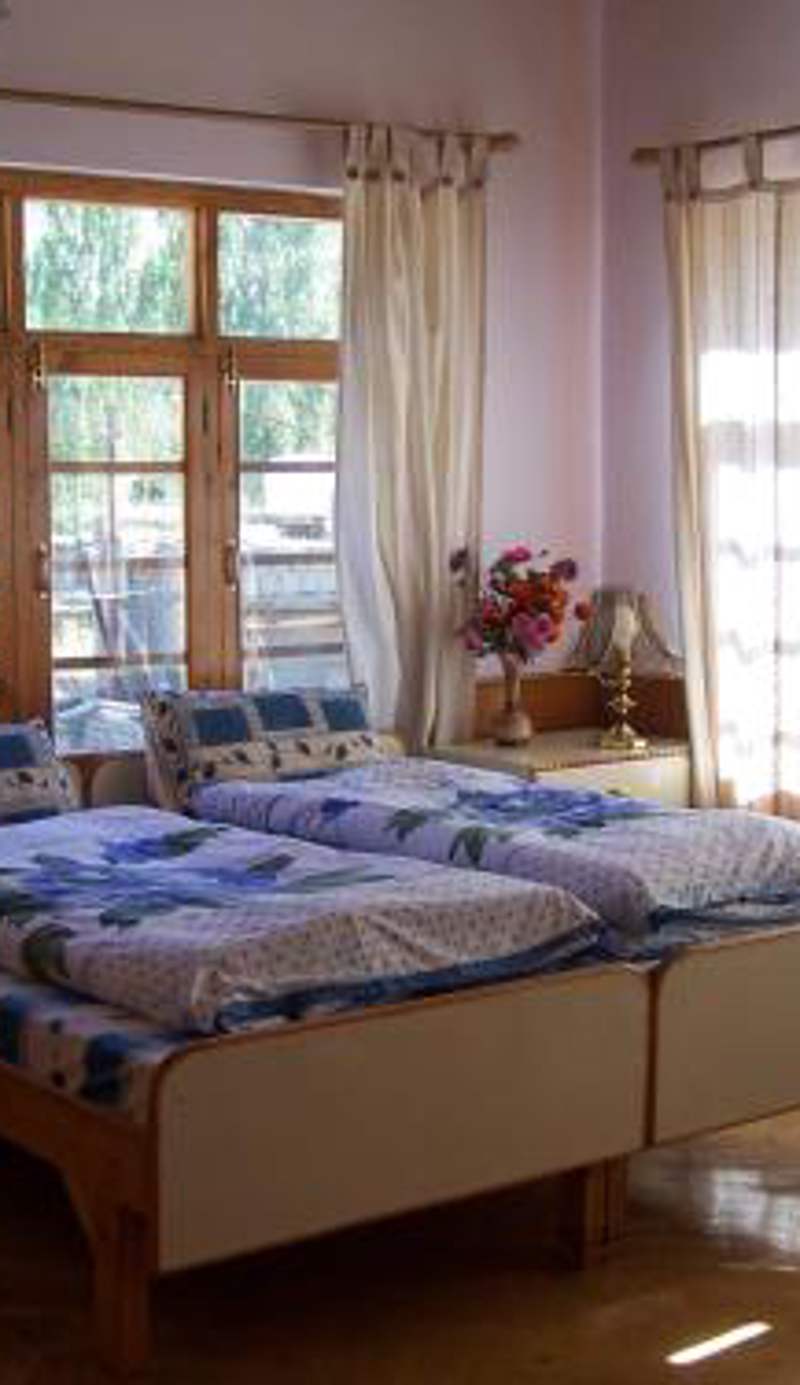 Serdung Guest House