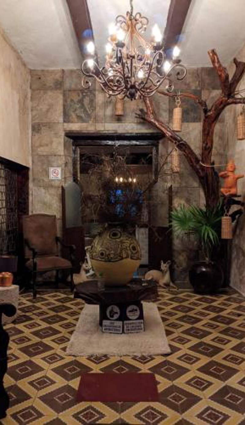 Casa Aluxes Hotel