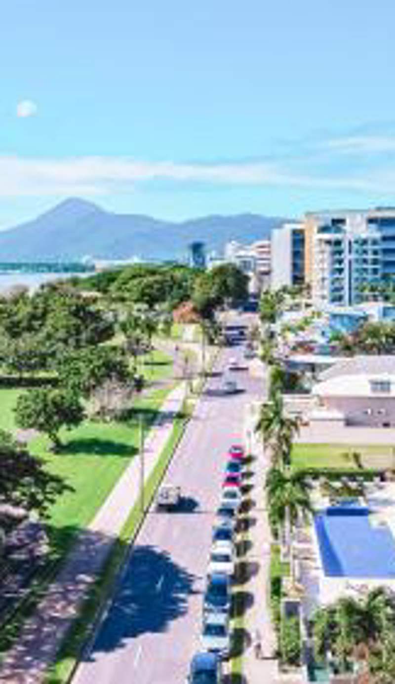 Cairns Harbourside Hotel