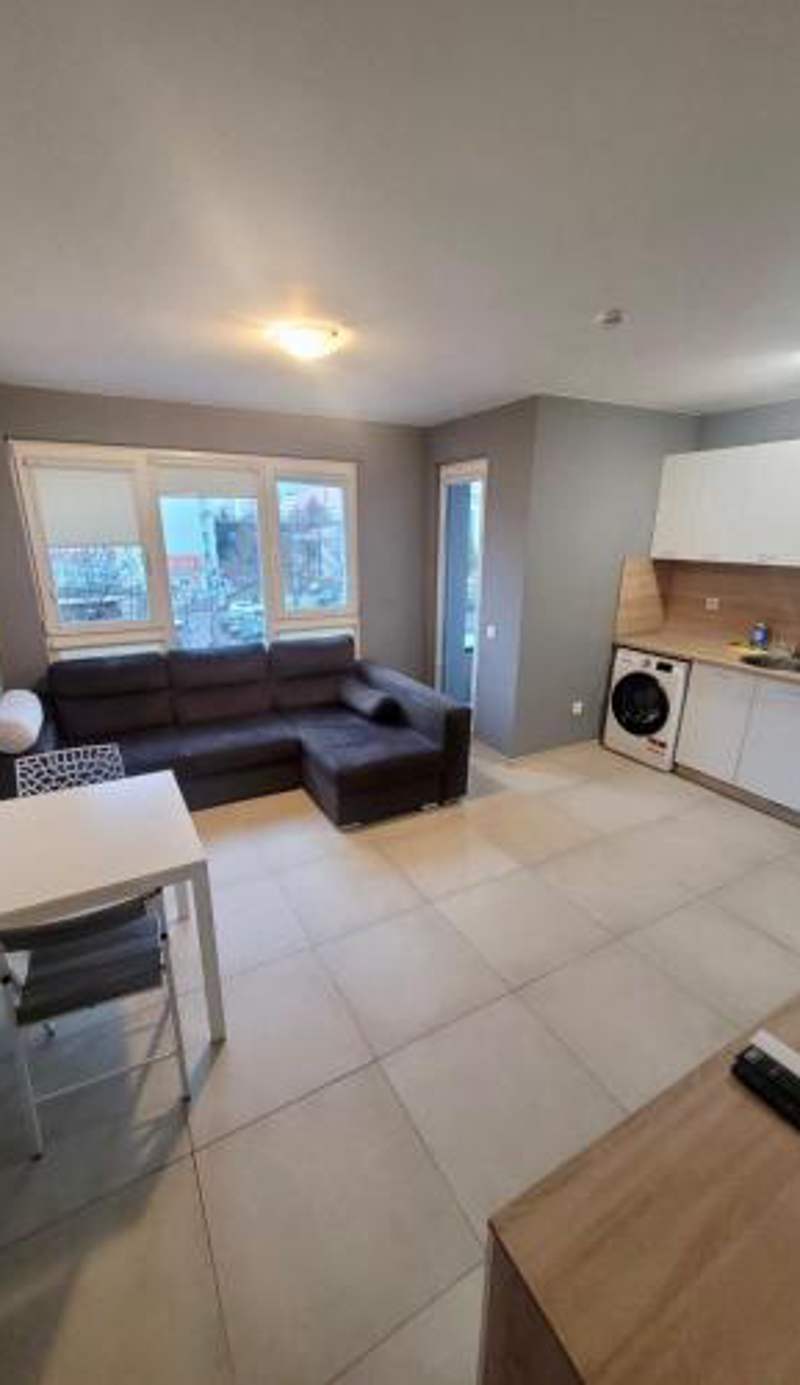 Top location apartment