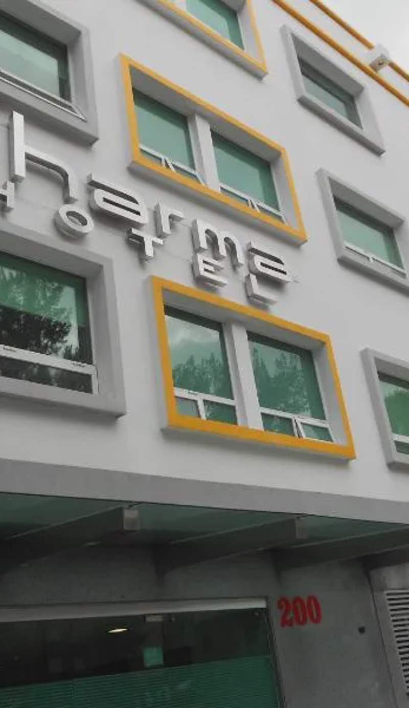 Hotel Dharma