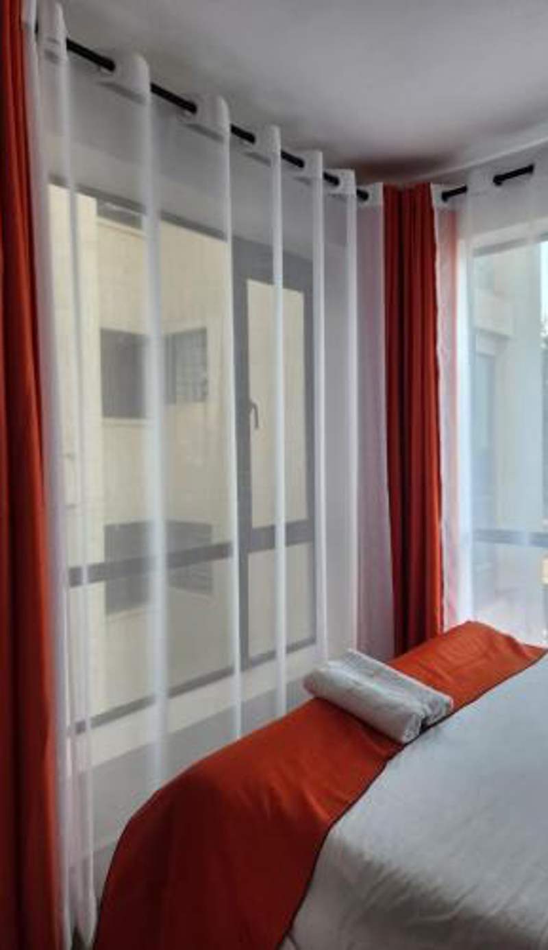 Luxurious one Bedroom Apartmemt near TRM
