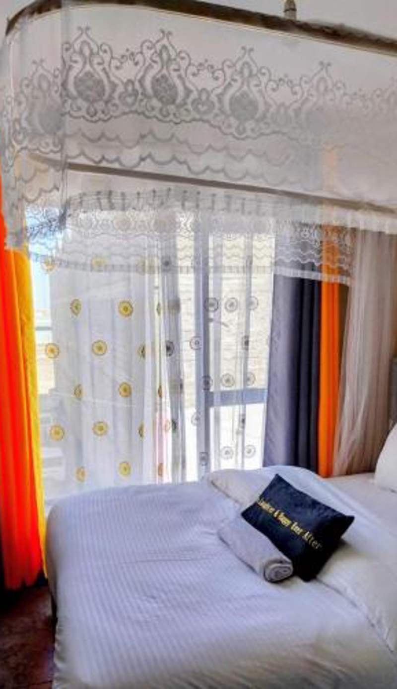 DG's Suites