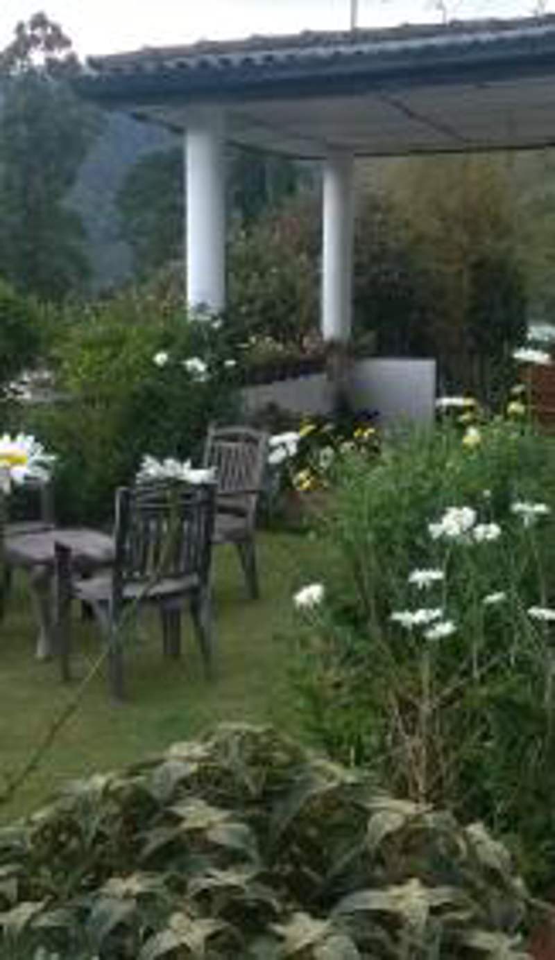 Srihelyes Inn