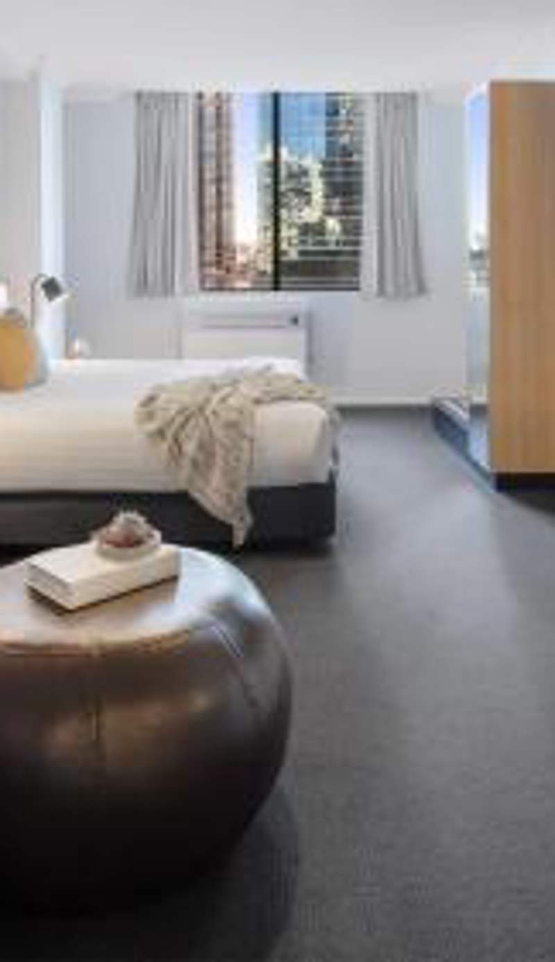 Oaks Perth Hotel