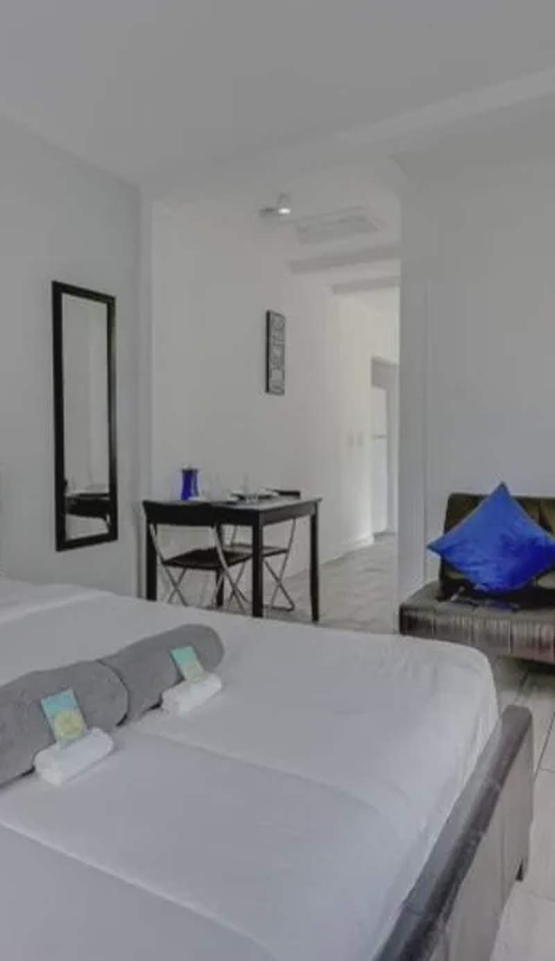 Adorable private apartments in the Heart of Miami!