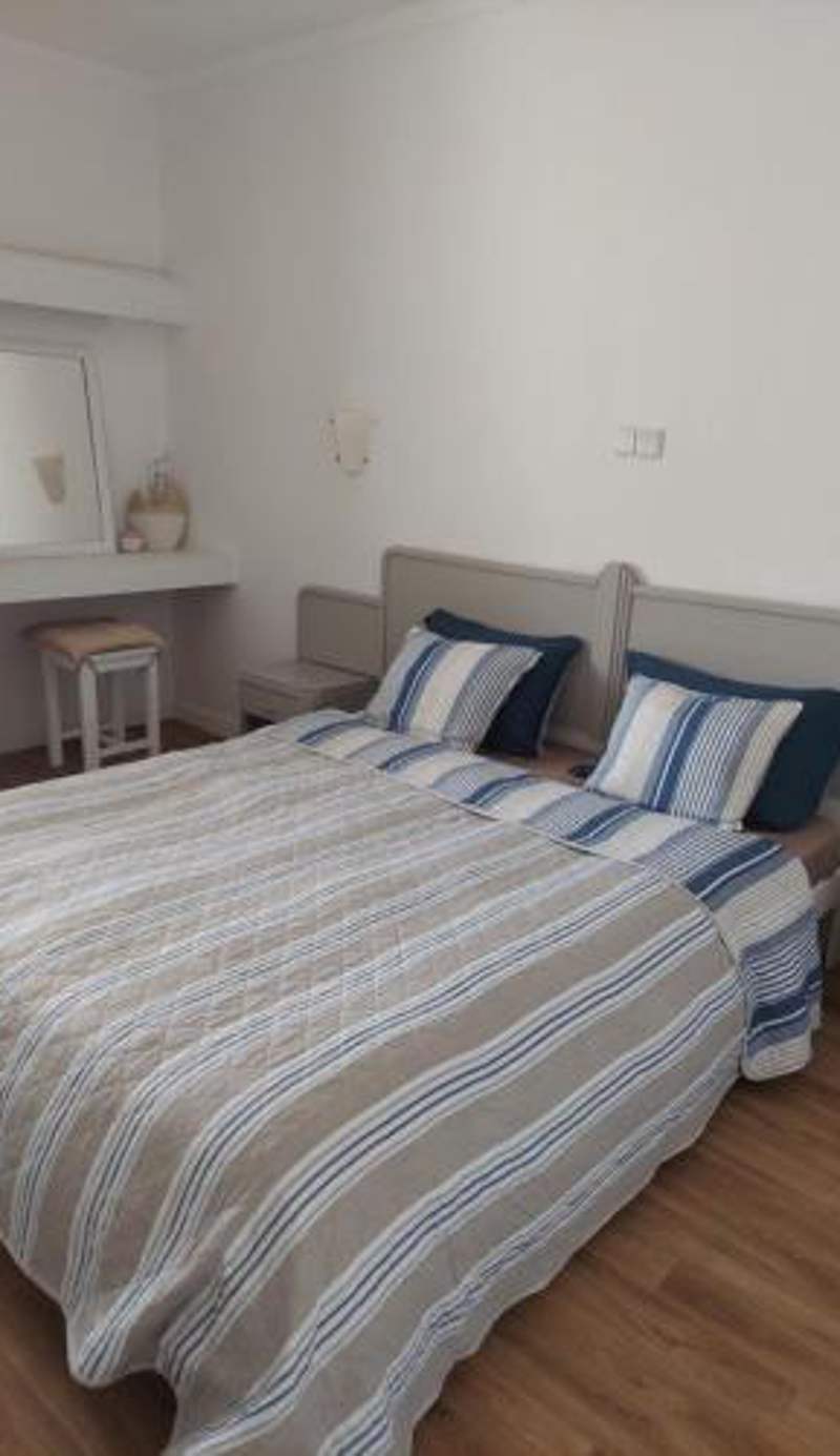 Blue Wave Apartment