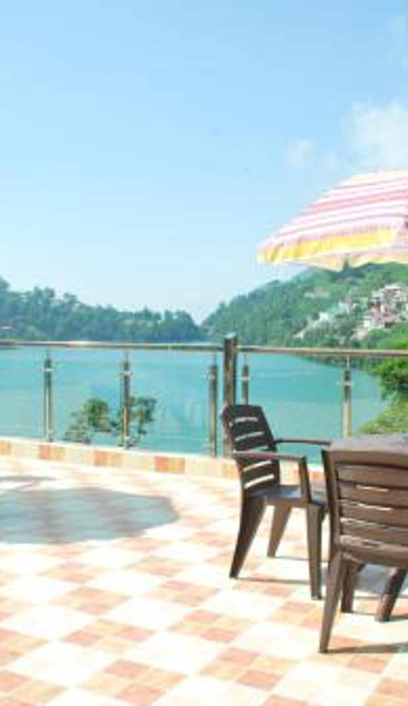 Hotel Royal Rosette Lake View BHIMTAL