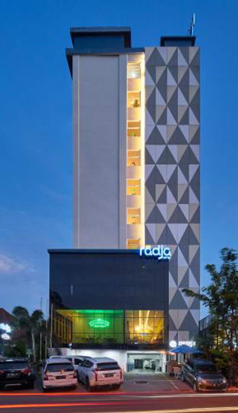 Radja Art and Boutique Hotel Simpang Lima