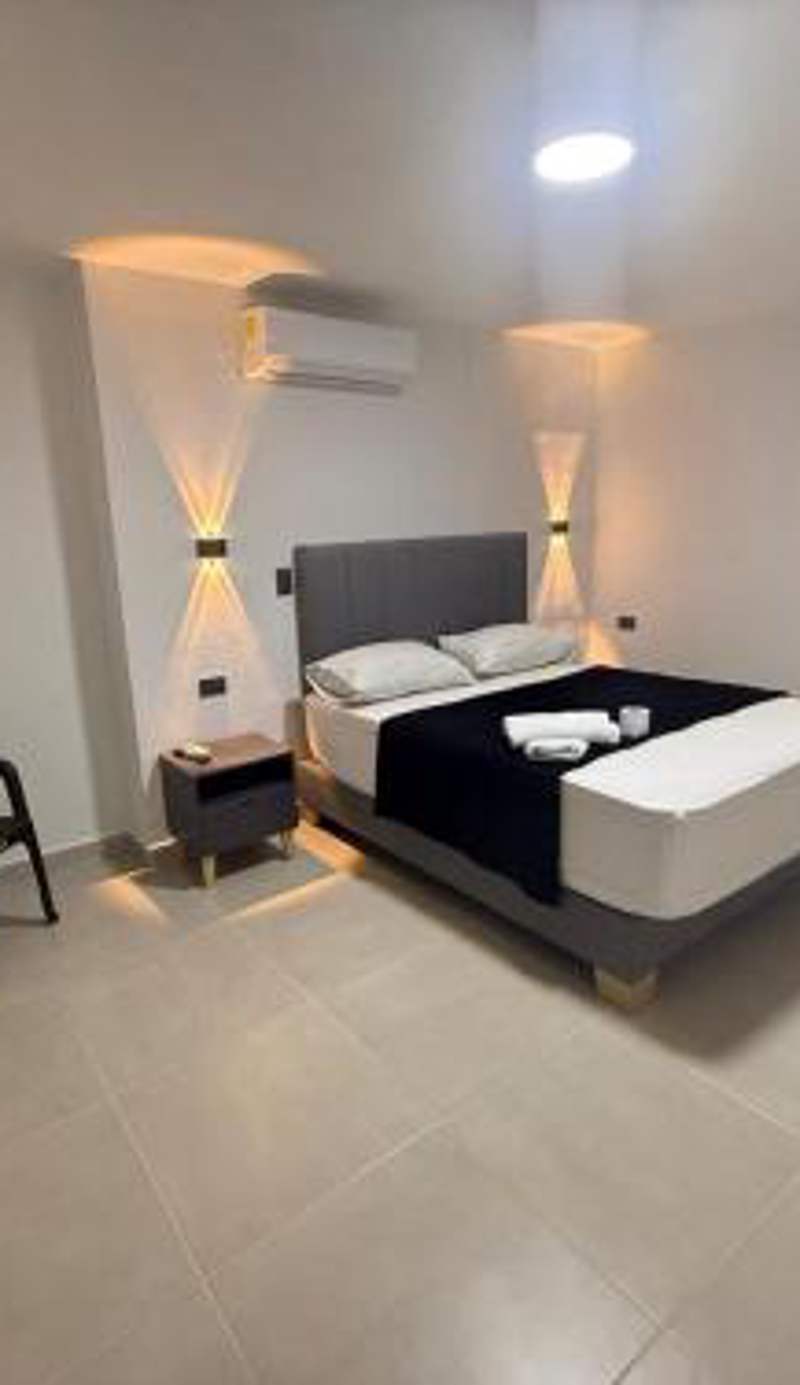 Hotel De León Estadio