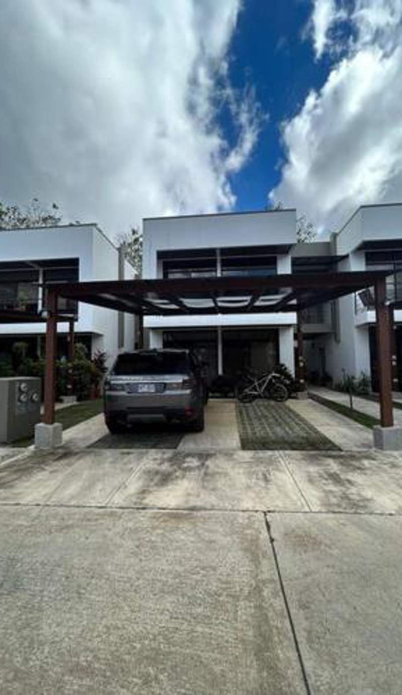 Villa Inoa en Playa Jaco