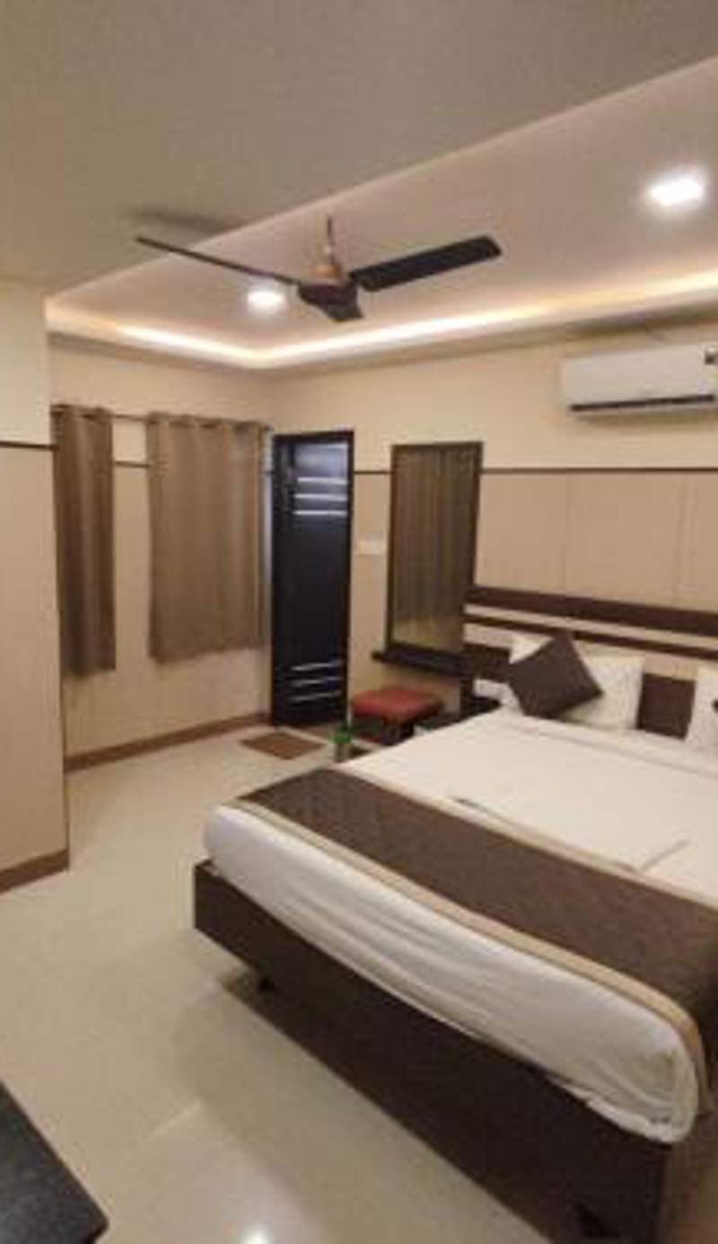 Anand Regency Majestic