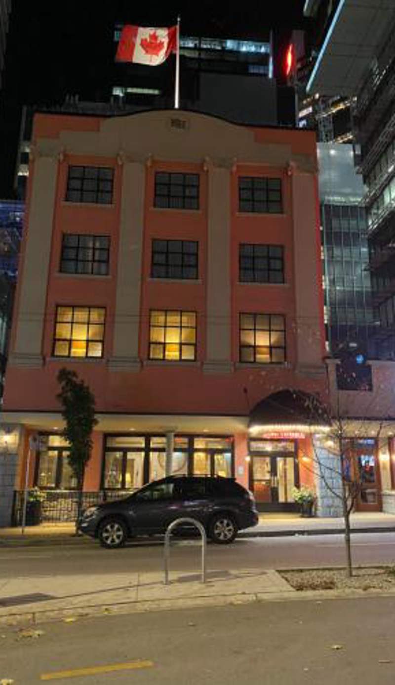 Kingston Hotel