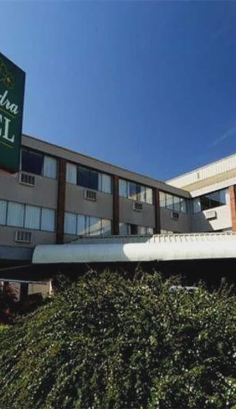 Cassandra Hotel