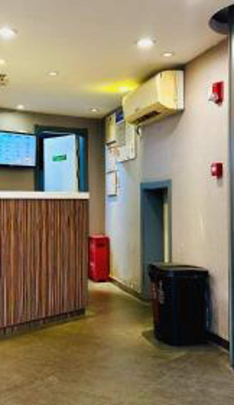 Shanghai Zhongan Hotel Xizang North Road Subway Station Branch