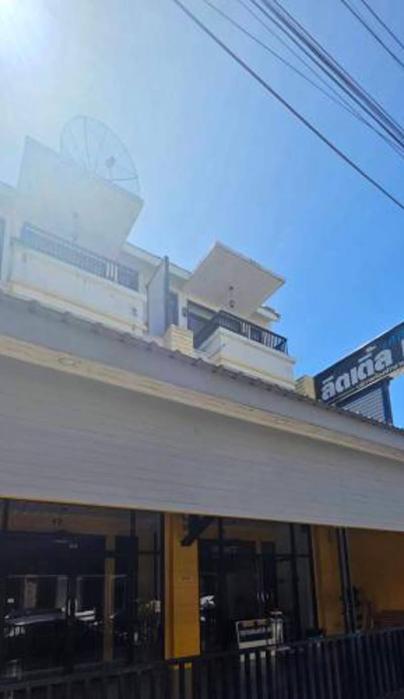 Little Bear Guest House and Restaurant