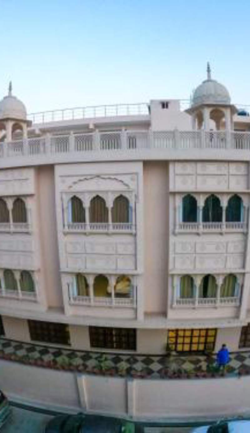 The Taj Vista Agra -walking distance to Taj Mahal