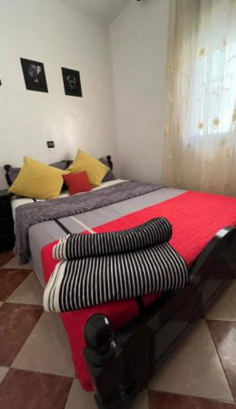 Quiet apartment near beach
