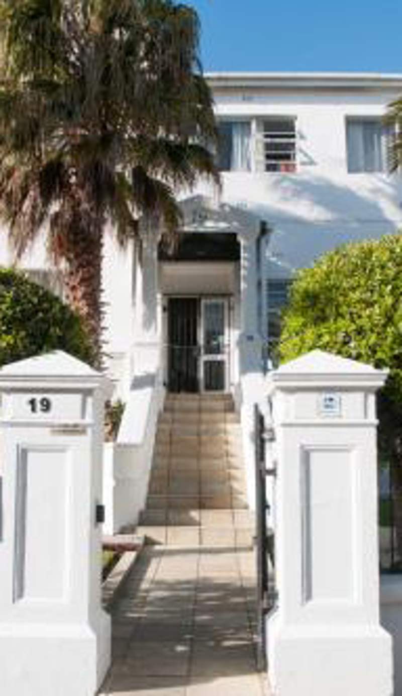 Altona Lodge