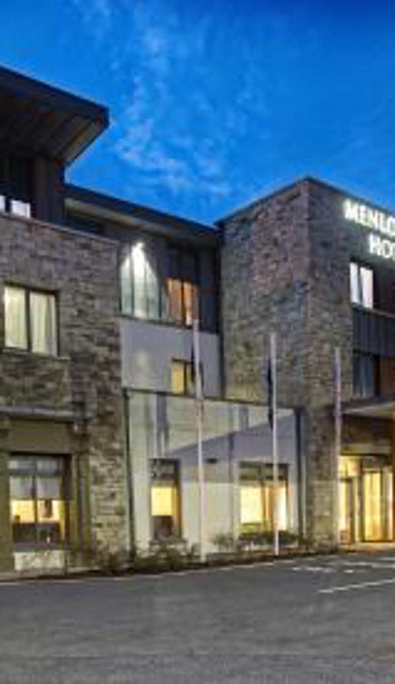 Menlo Park Hotel