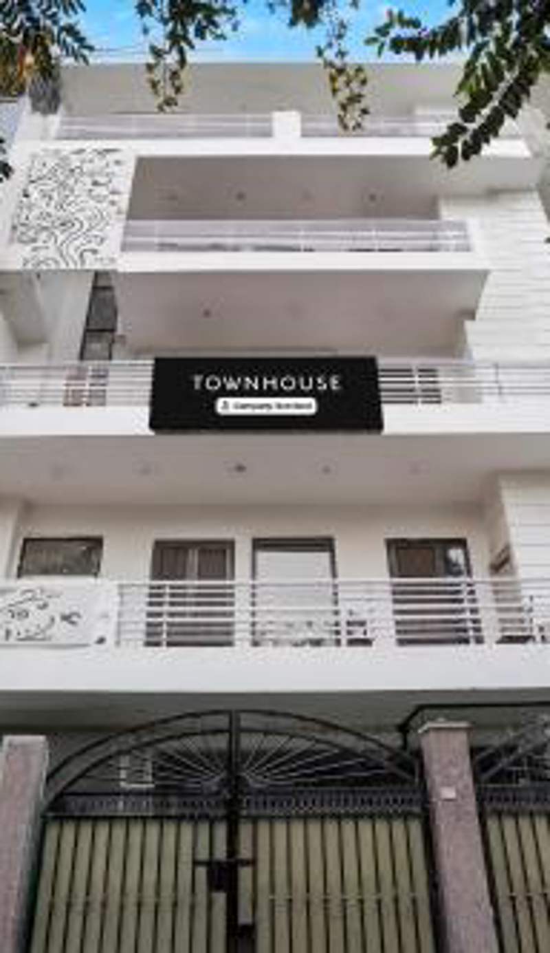 Super Townhouse Sector 46 Huda Market