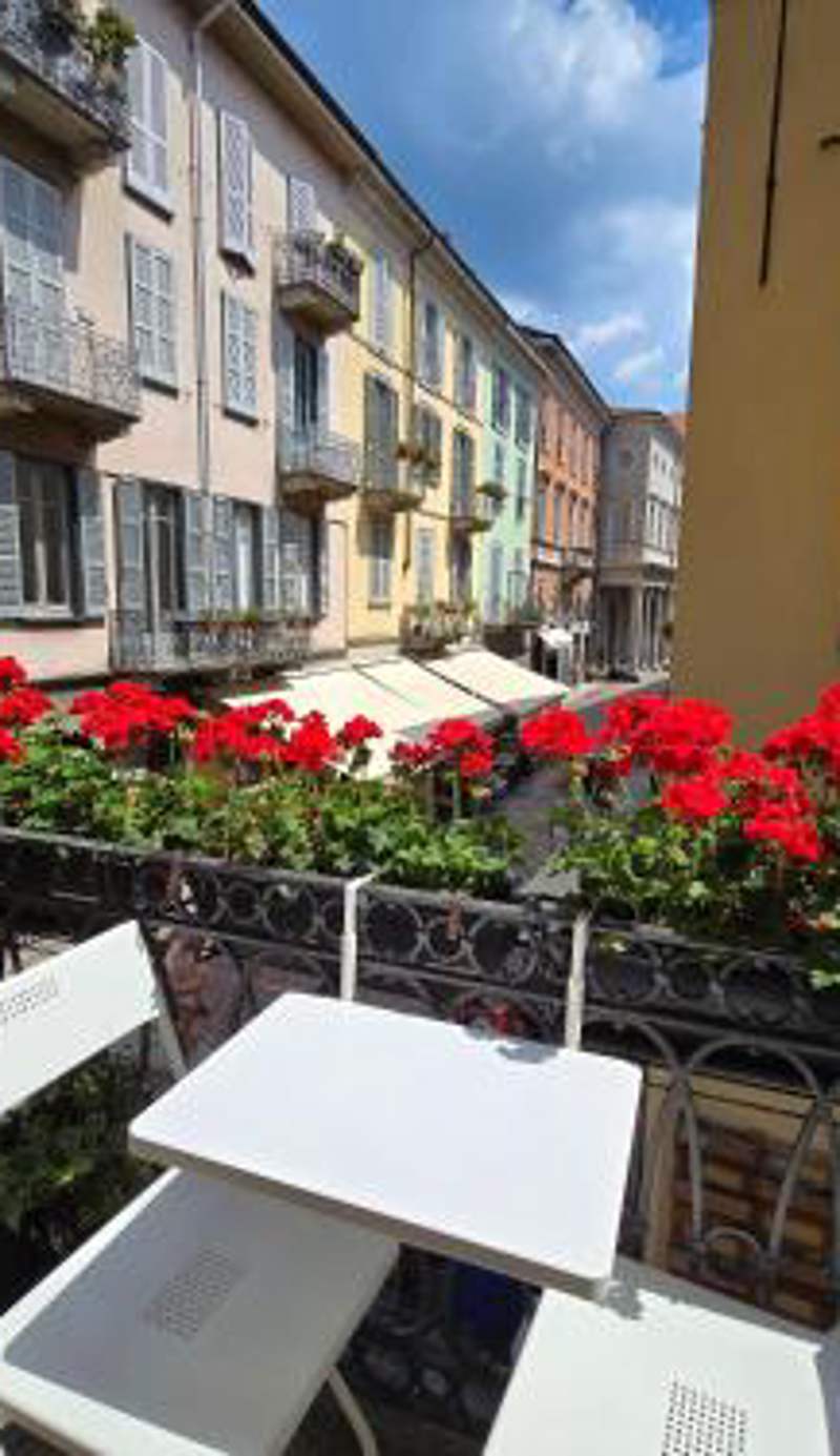 Russomanno Apartments