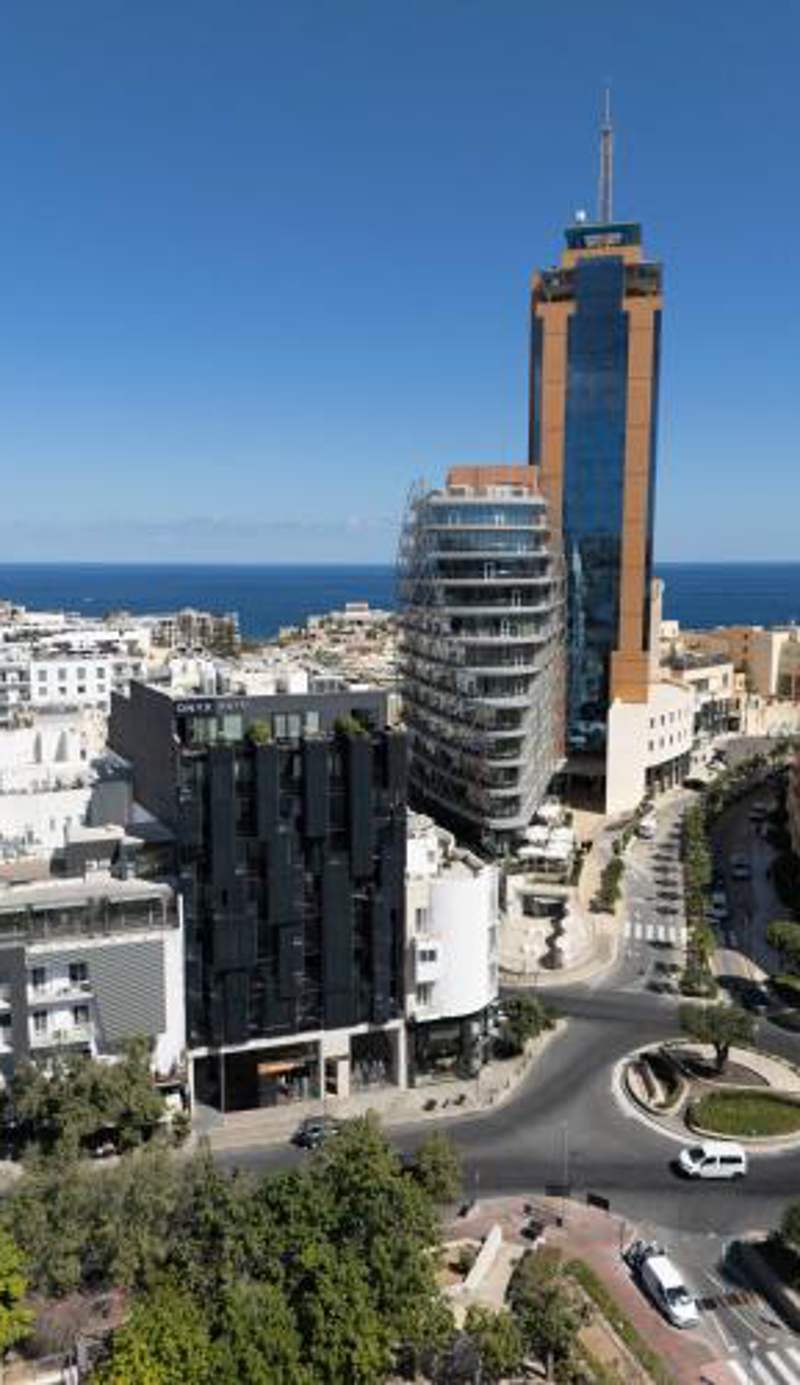 Onyx Hotel