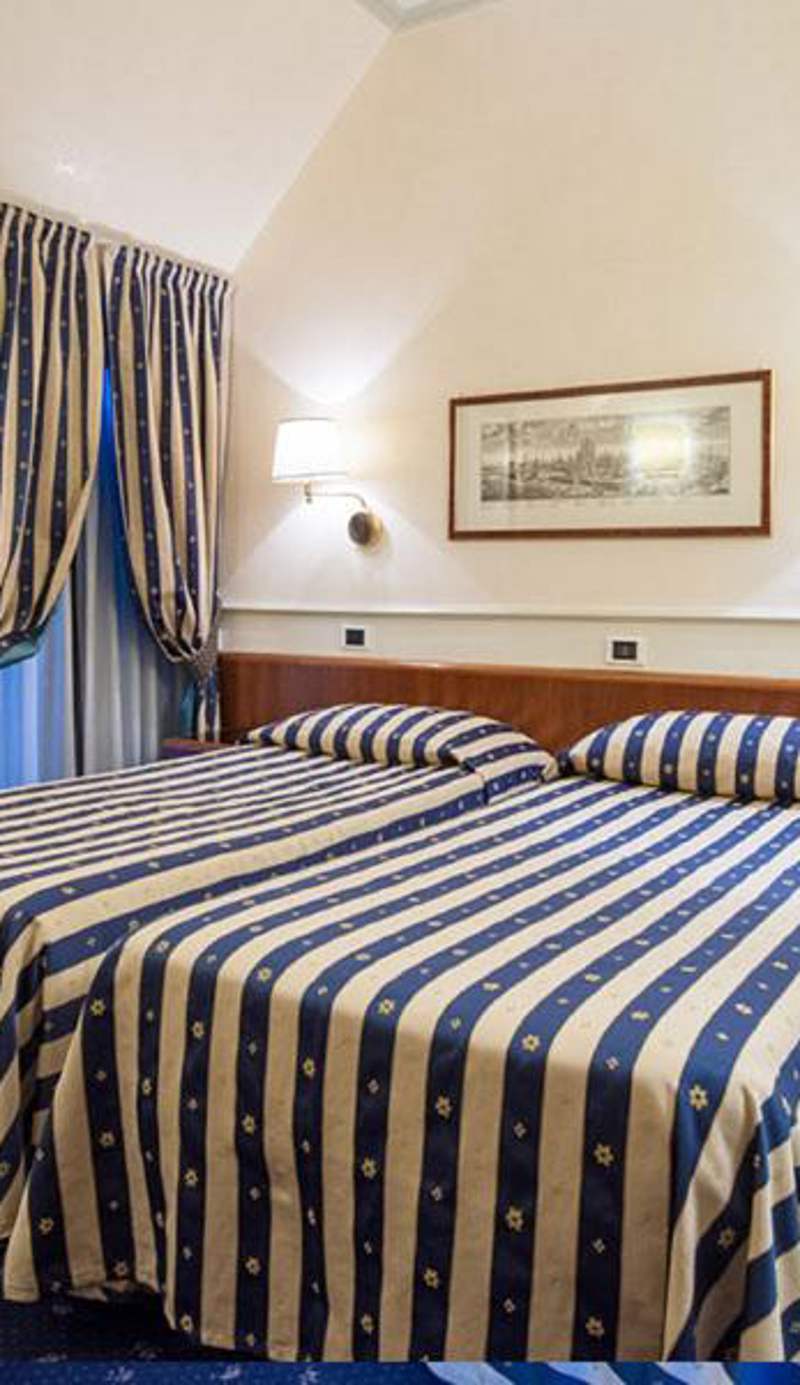 Hotel Flora