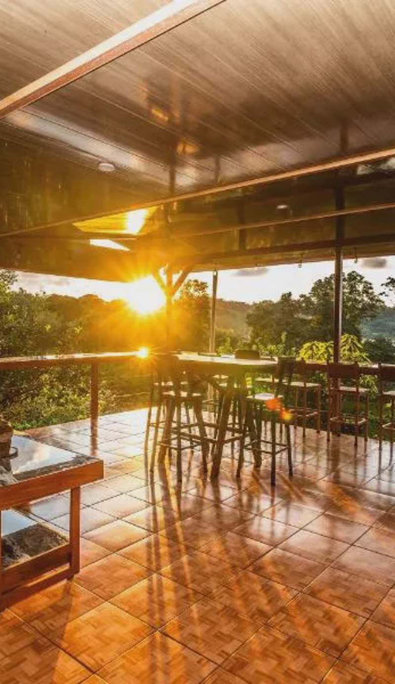 Sunset Lodge